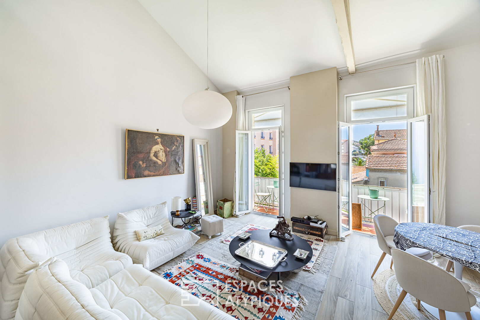 Montfleury – Elégant bourgeois 3 pièces traversant de 86m² avec balcon