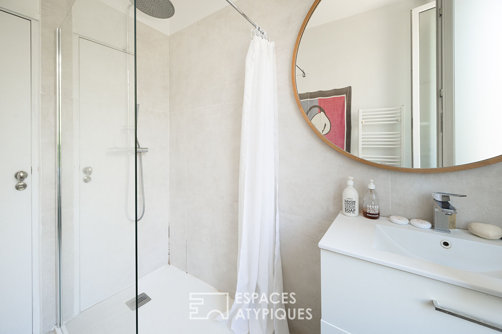 Montfleury – Elégant bourgeois 3 pièces traversant de 86m² avec balcon