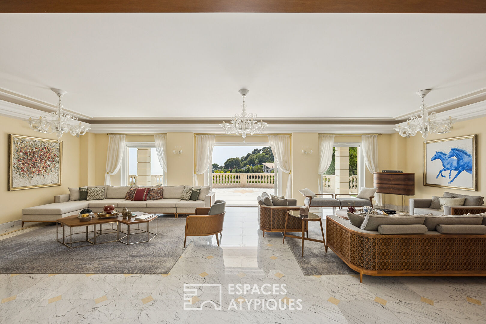 Villa de Maître d’inspiration Palladienne dans un écrin de verdure