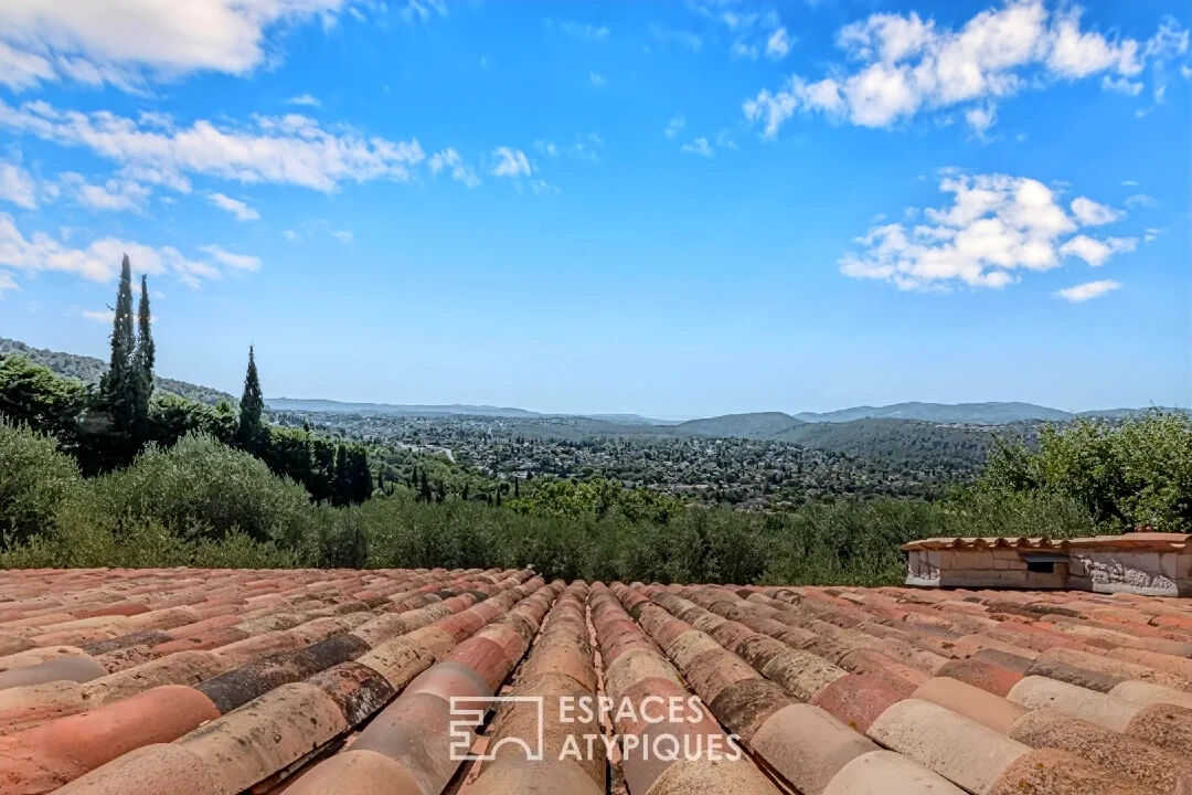 Maison d’architecte vue mer et deux piscines à Cabris