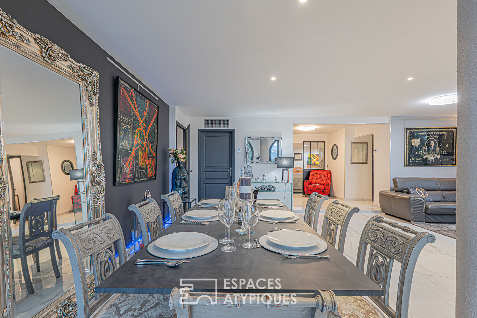 Fabron – Bien d’exception en rez-de-jardin avec vue panoramique mer