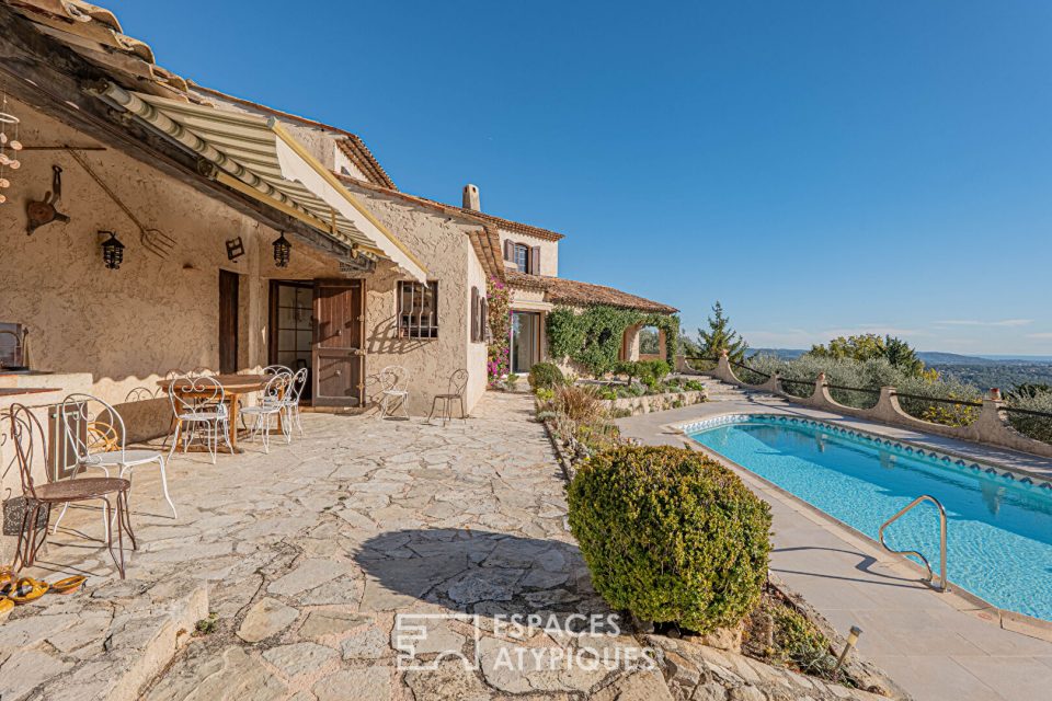 Villa d'Exception 265 m² à Cabris - Vue Mer Panoramique, Parc de 6283 m², Piscine Chauffée