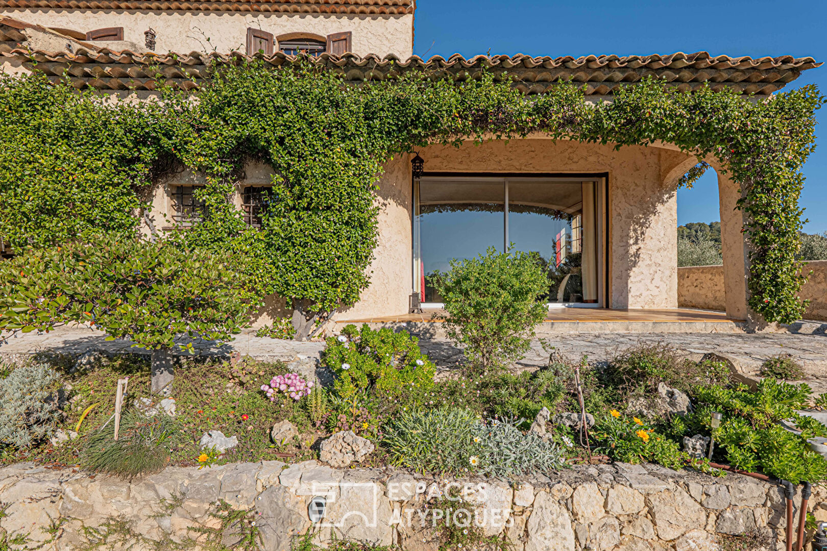 L’Horizon Rêvé à Cabris : Villa de Prestige et son Parc aux Oliviers