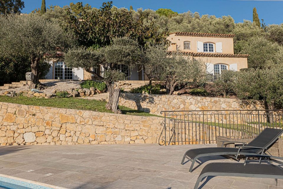 Maison Néo-Provençale 126 m² à Cabris - Vue Mer Imprenable, Piscine Chauffée, Calme