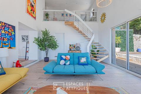 Demeure singulière à Grasse : l&rsquo;horizon pour seul voisin