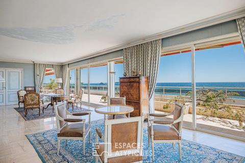 Villa sur le toit en front de mer avec Rooftop privatif et vue mer panoramique à Cannes