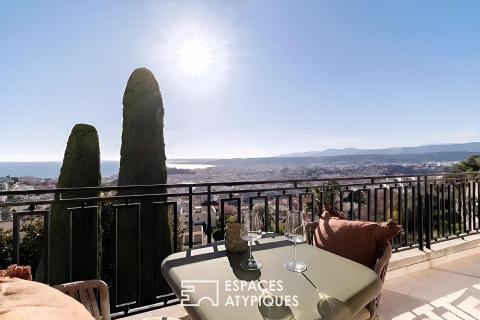 Azure panorama for this contemporary apartment