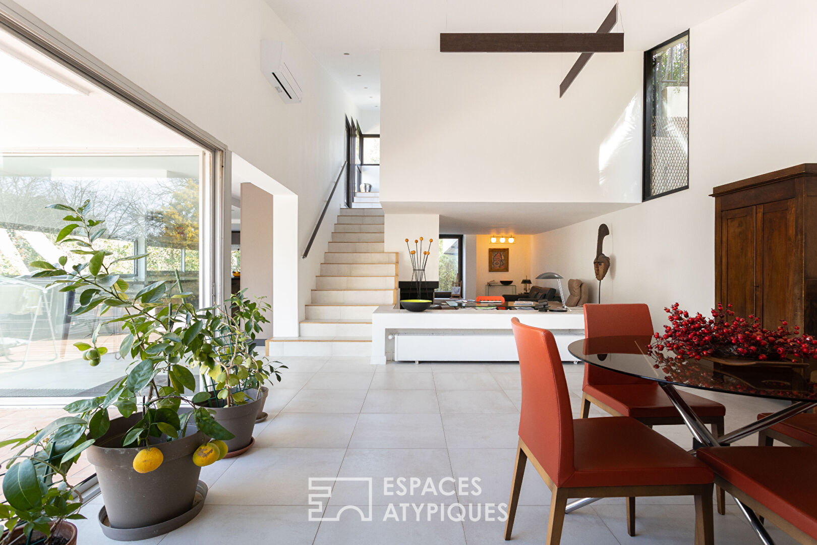 Villa californienne avec piscine et vue