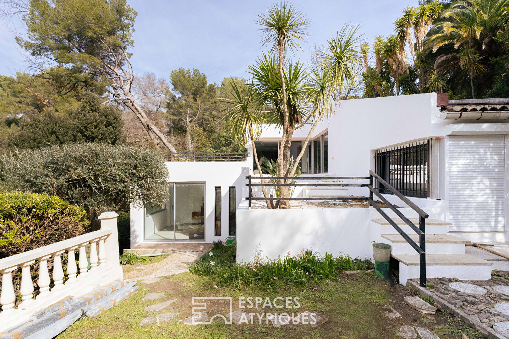 Villa californienne avec piscine et vue
