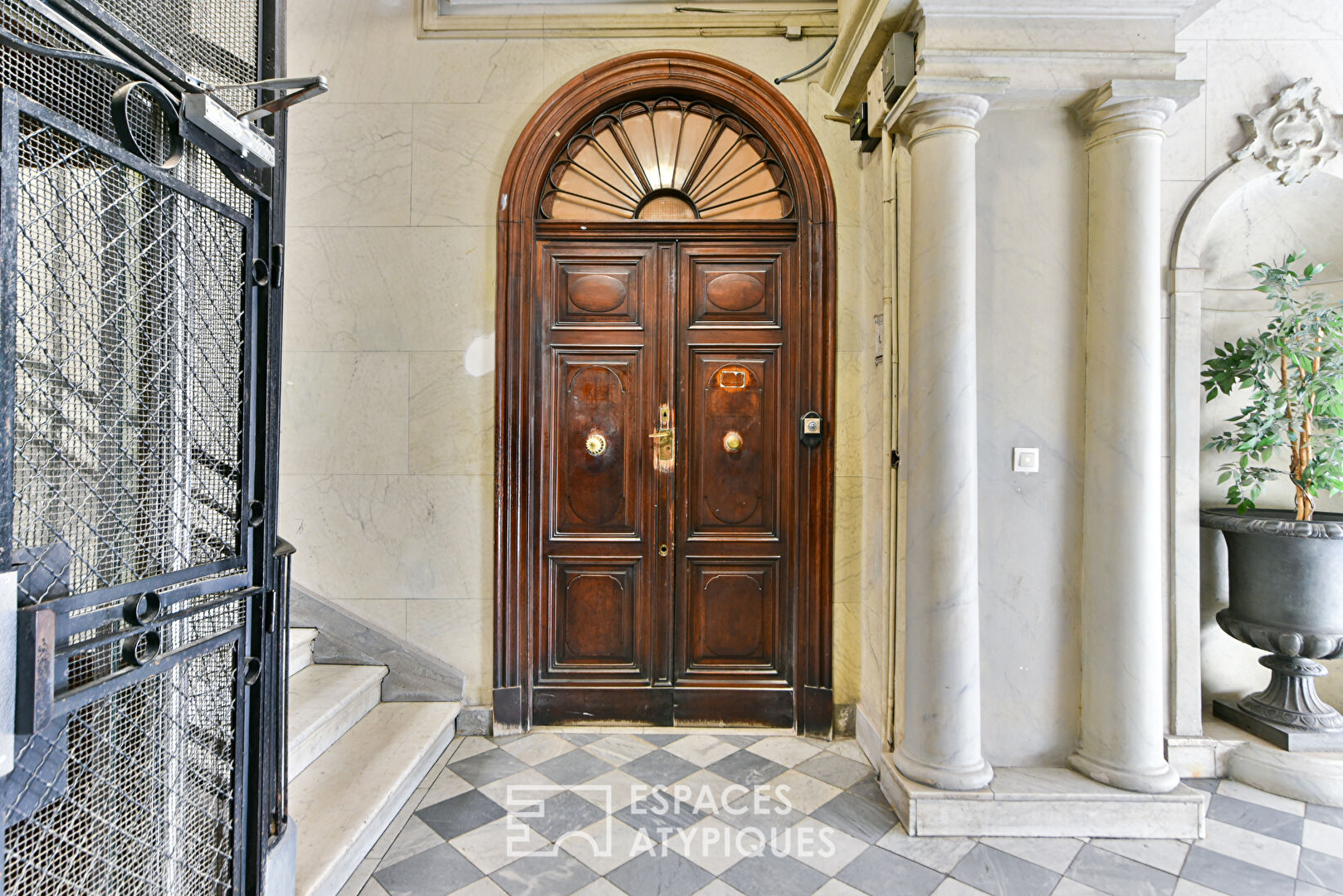 Appartement bourgois transformé en Bureaux dans le centre de Nice