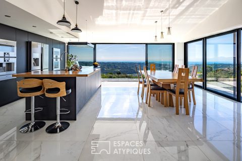 Maison d’architecte néoprovencale à Super Gattières