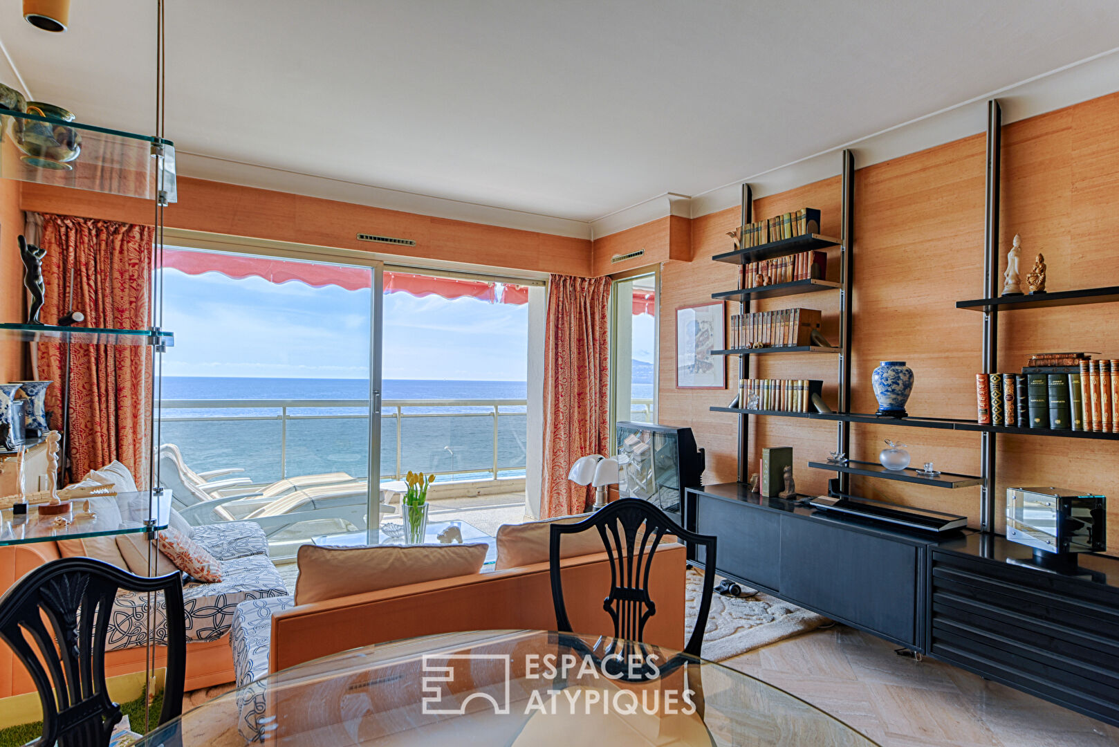 EXCLUSIVITE : Appartement avec terrasse et vue mer panoramique