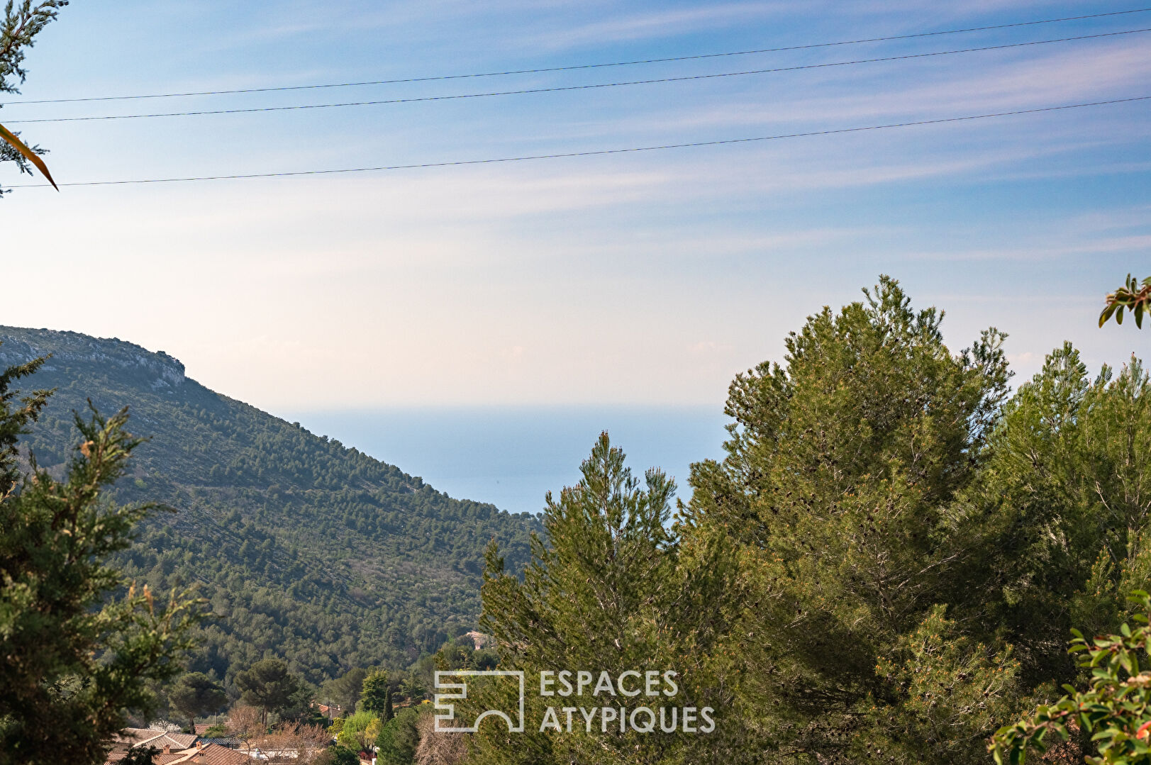 Appartement/maison au coeur du village avec balcon et vue mer