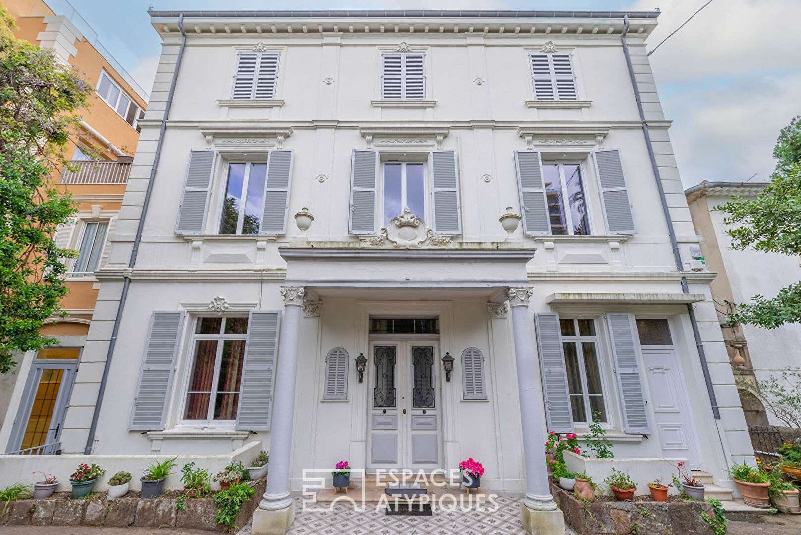 Bel appartement avec terrasse vue mer, dans un ancien hôtel particulier