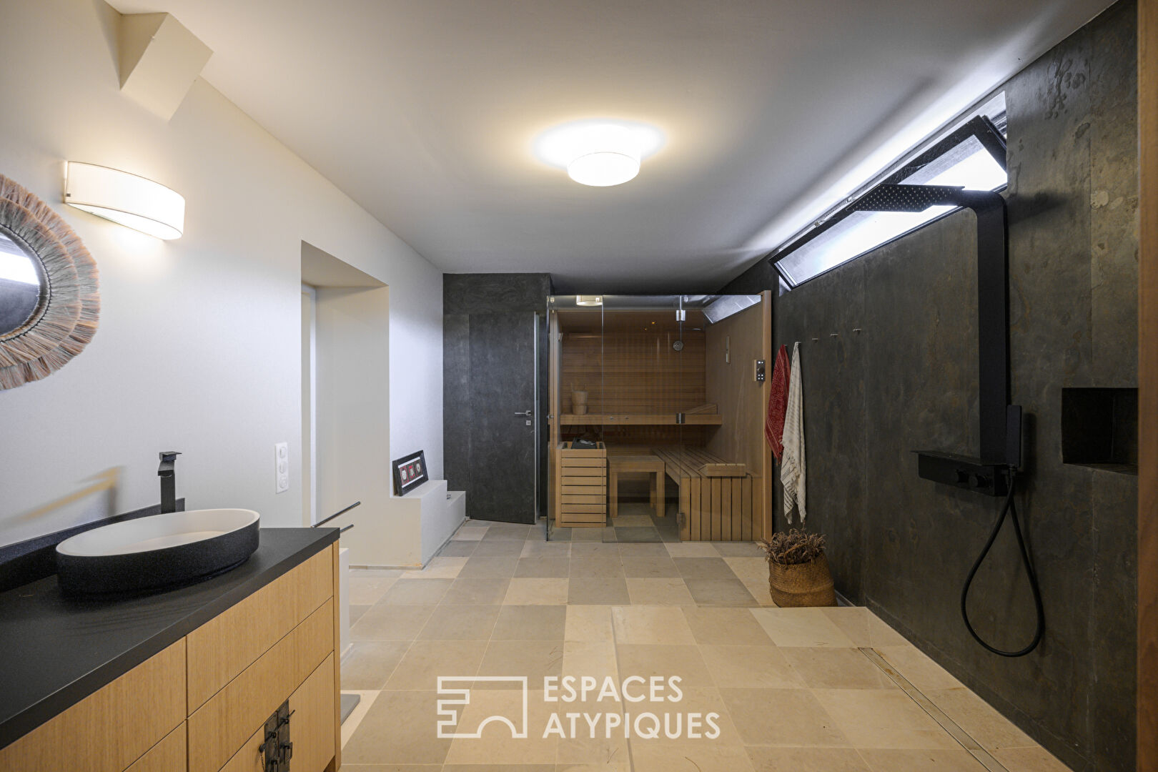 Villa de prestige avec piscine dans son écrin de verdure Balinais