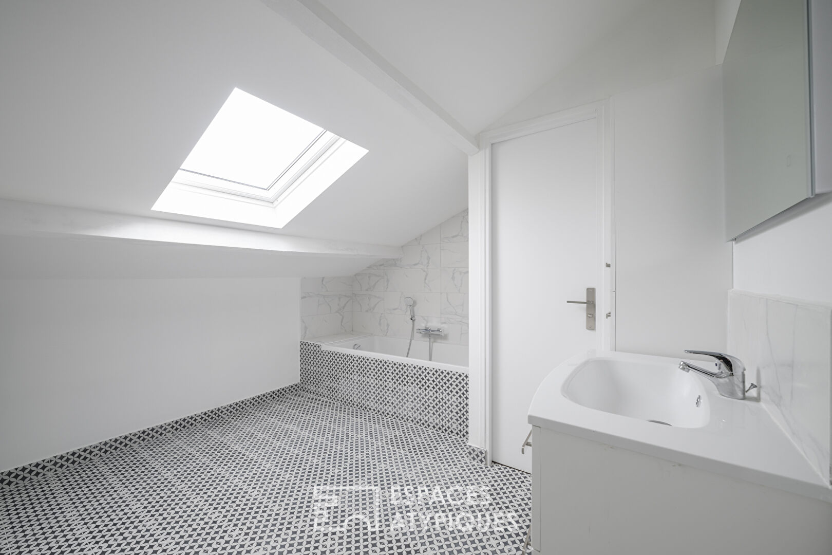 Duplex contemporain rénové à Nice