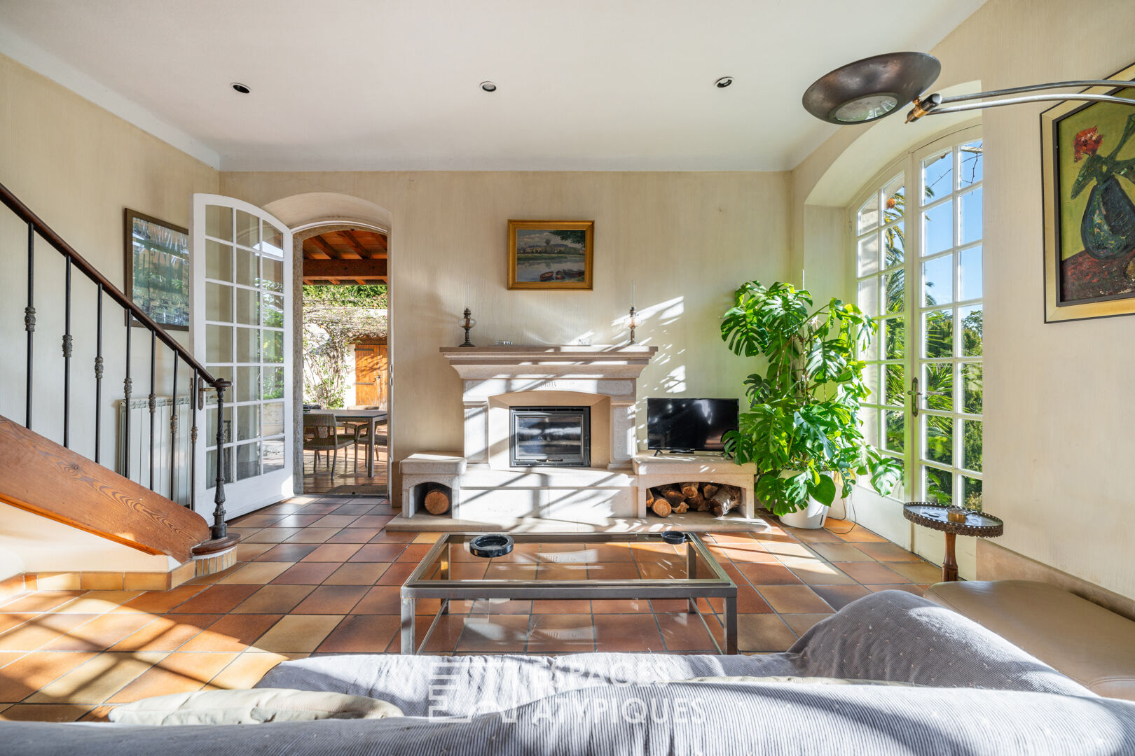 1940s villa with garden