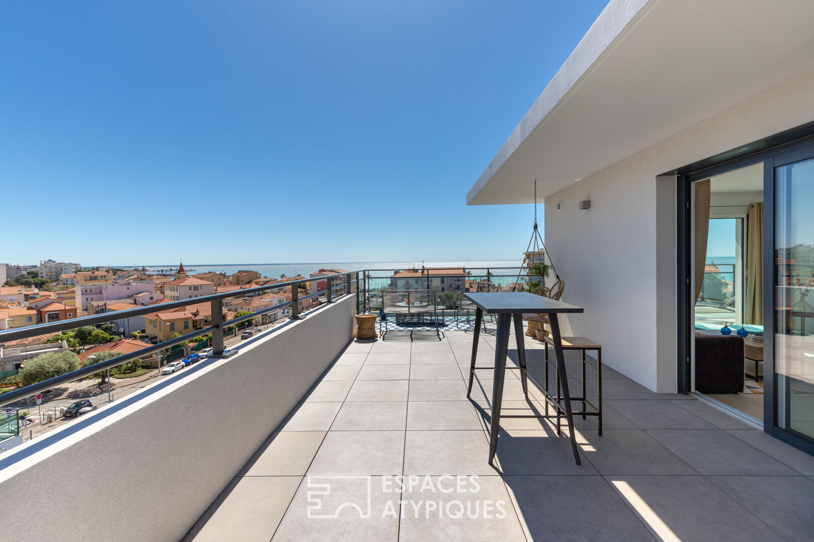 Roof terrace with panoramic sea view