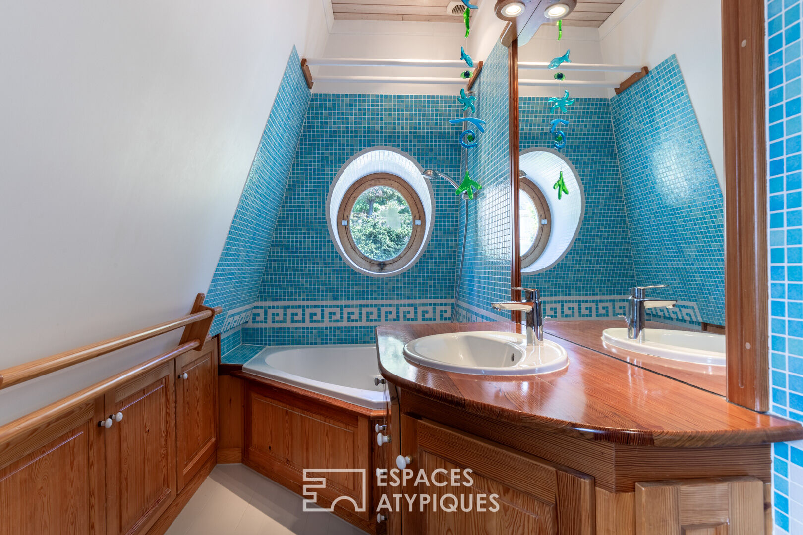 Appartement dans une Demeure Bourgeoise avec vue mer