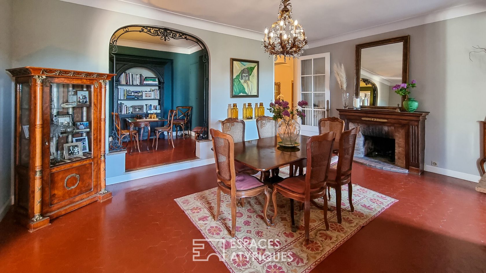 Charming property with swimming pool