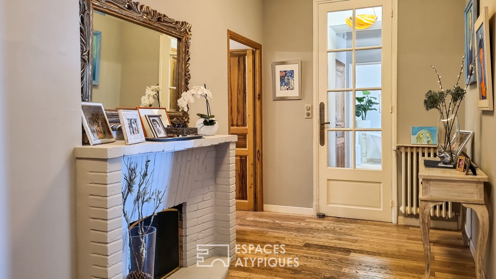 Charming property with swimming pool