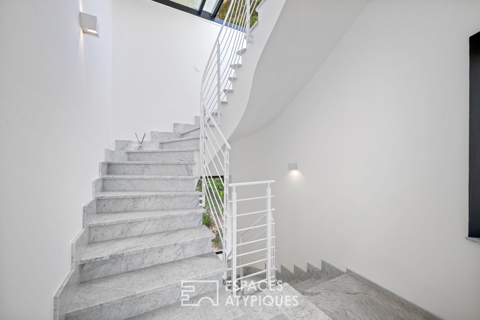 Contemporary villa with sea view in Roquebrune Cap Martin