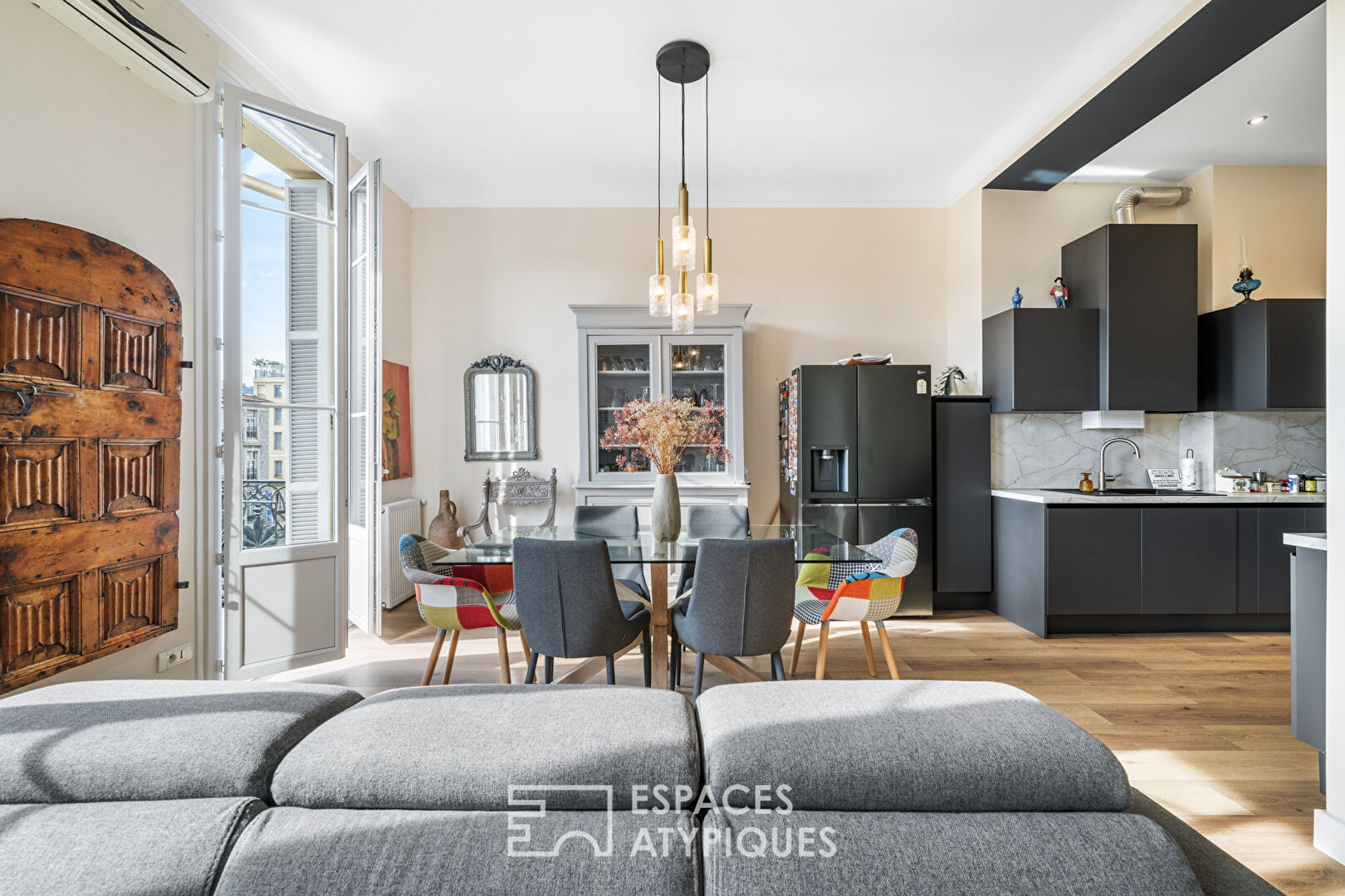 Renovated apartment in the heart of Libération
