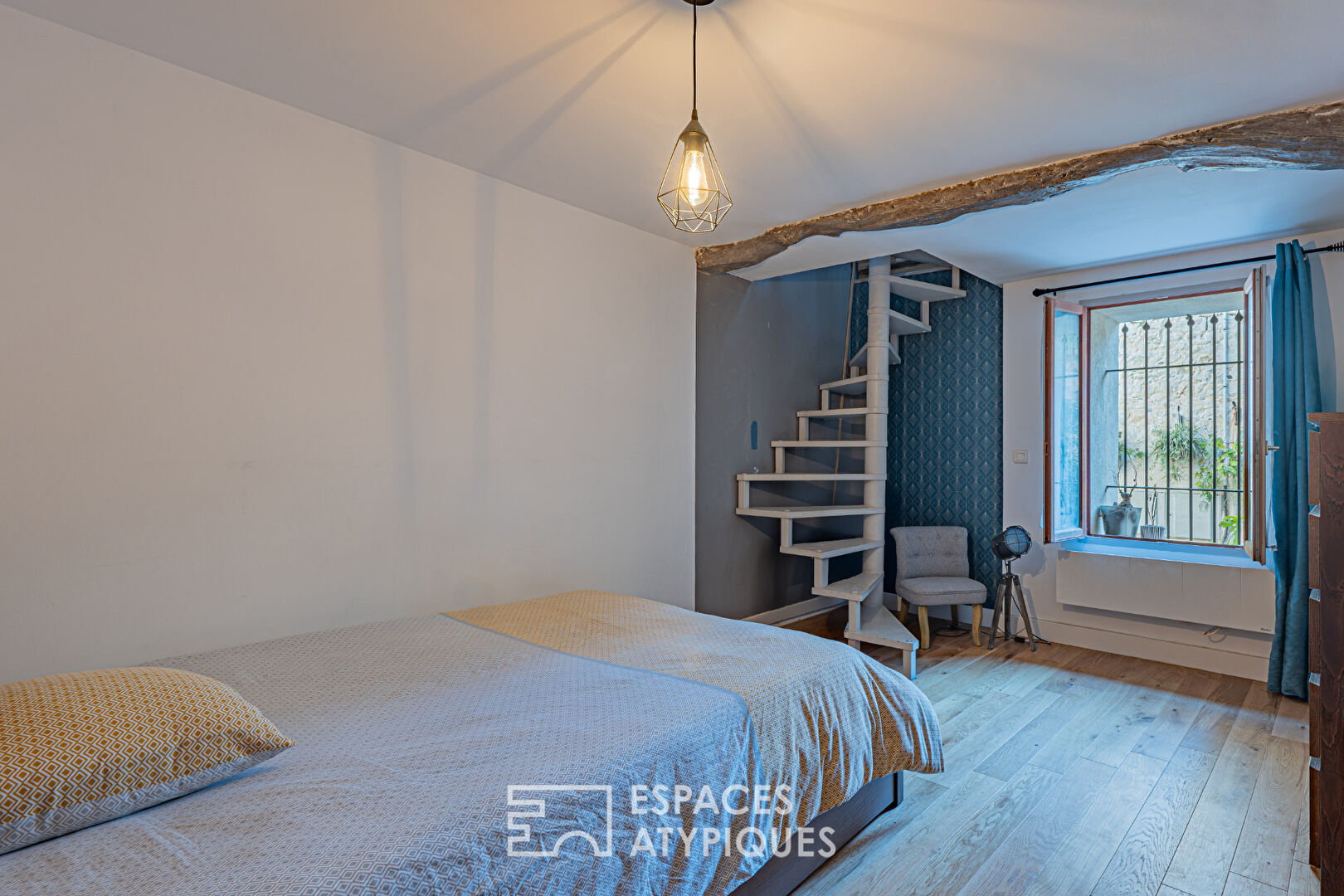 Comme une petite maison sur la Route de Saint Paul