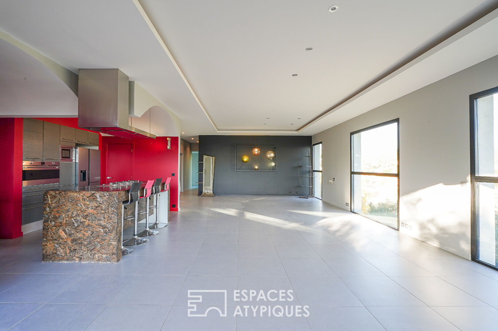 Une Villa d’architecte avec piscine vue panoramique mer et montagnes NICE