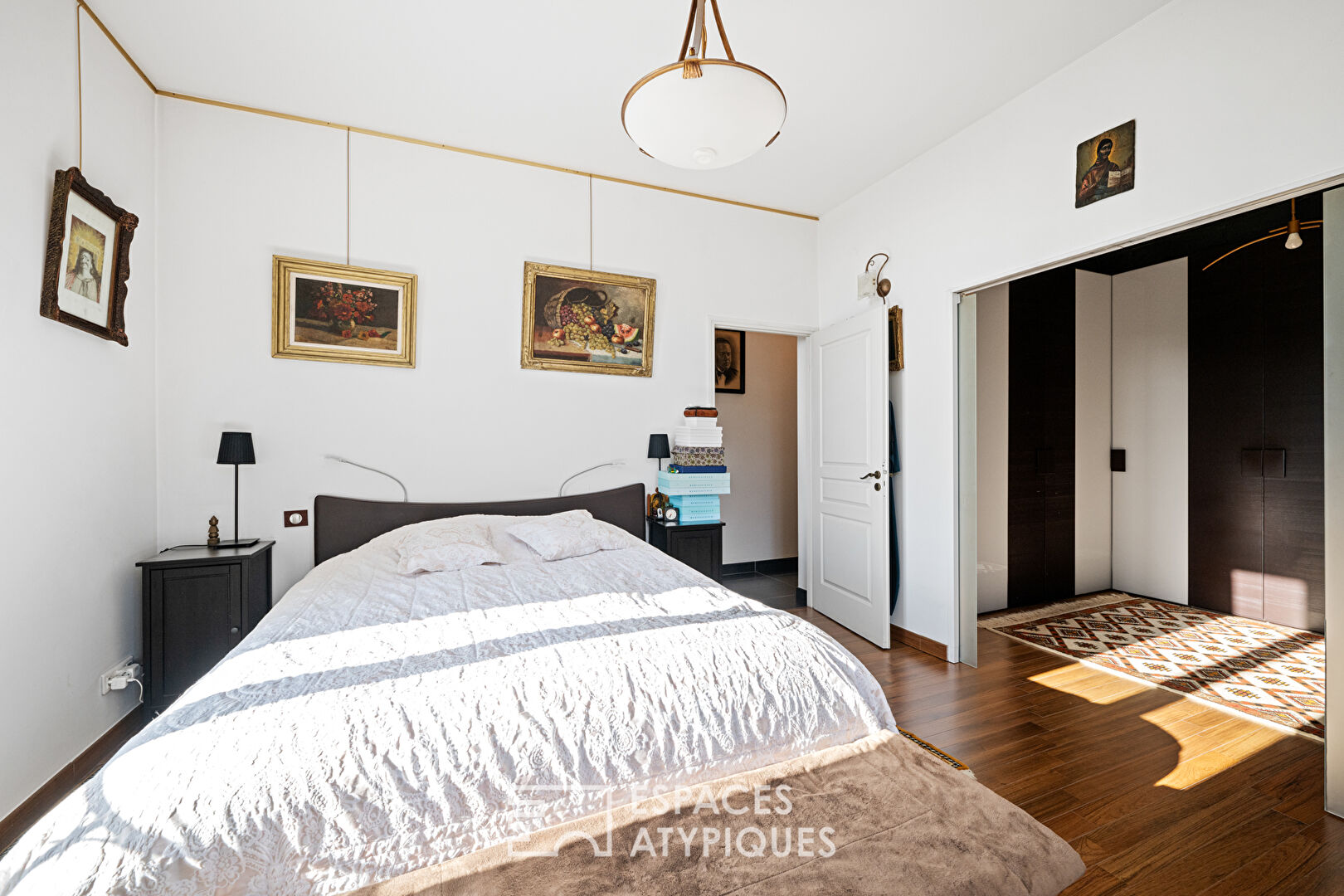 Period townhouse within walking distance of town centre