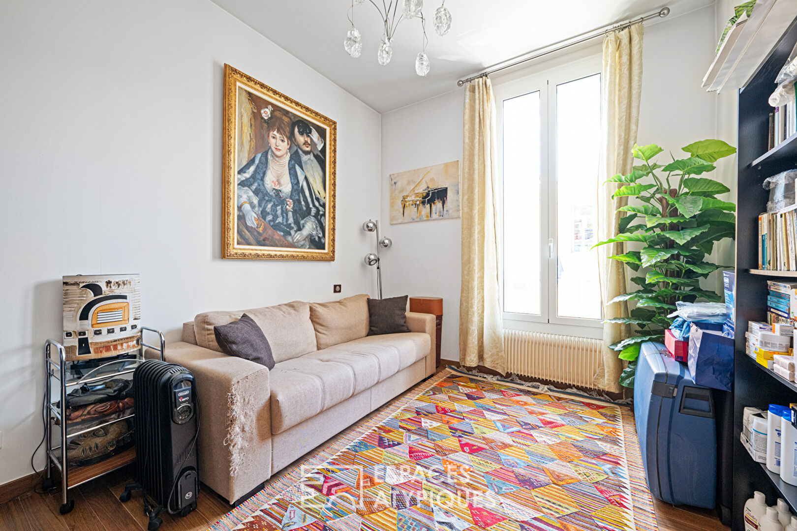 Period townhouse within walking distance of town centre