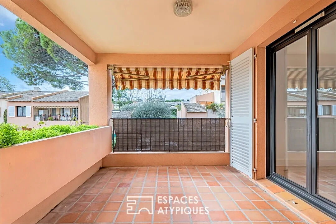Appartement 2 pièces entièrement rénové à Mougins quartier Saint Basile