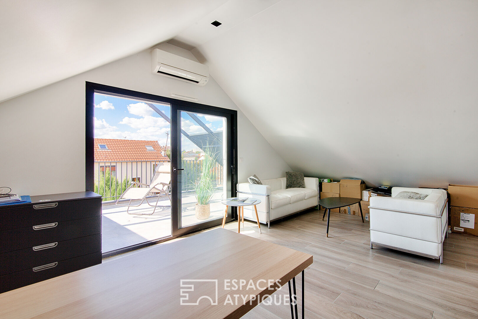 Elegant contemporary house with terraces and garden in Fontenay-sous-Bois