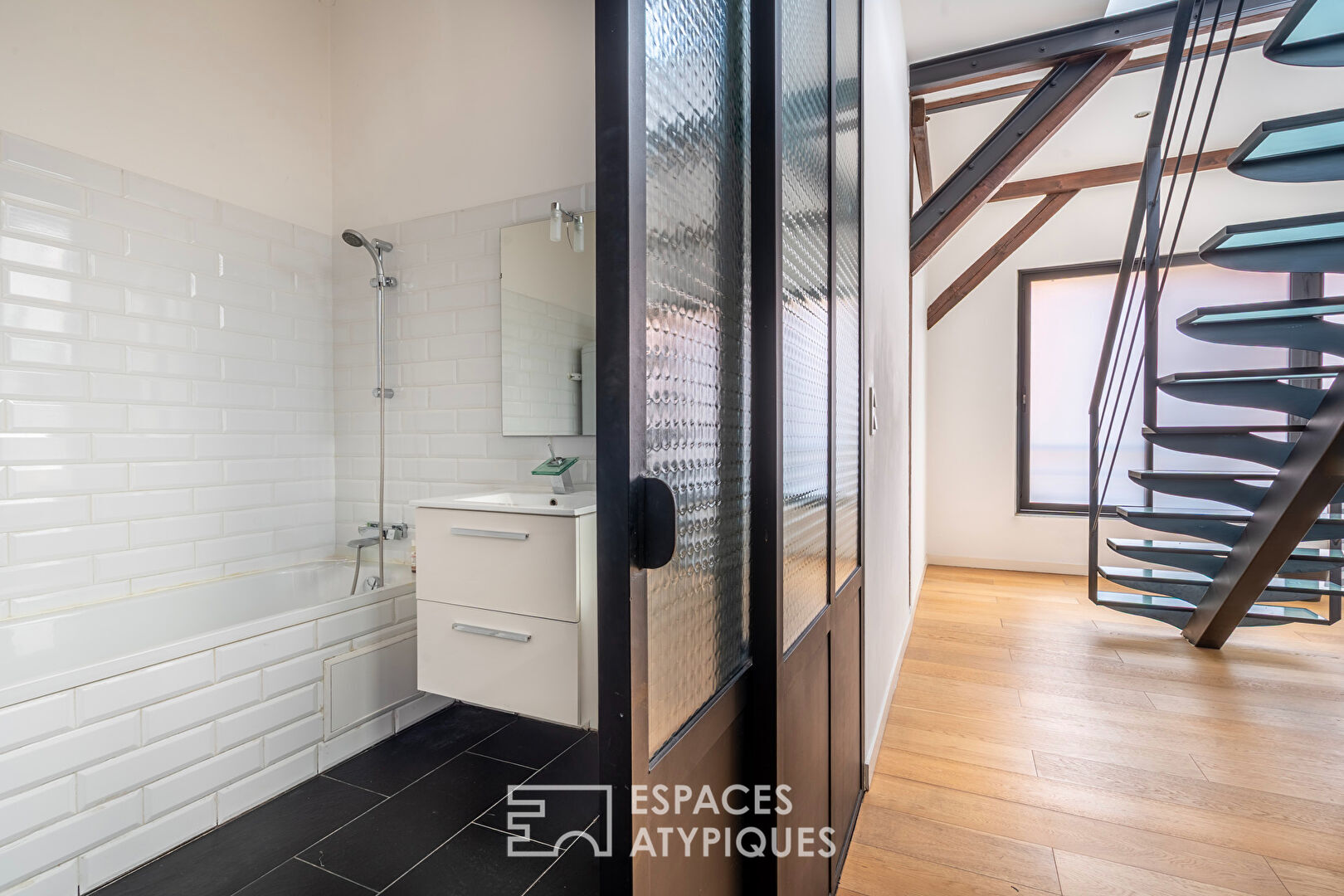 Loft en duplex dans une ancienne cartonnerie