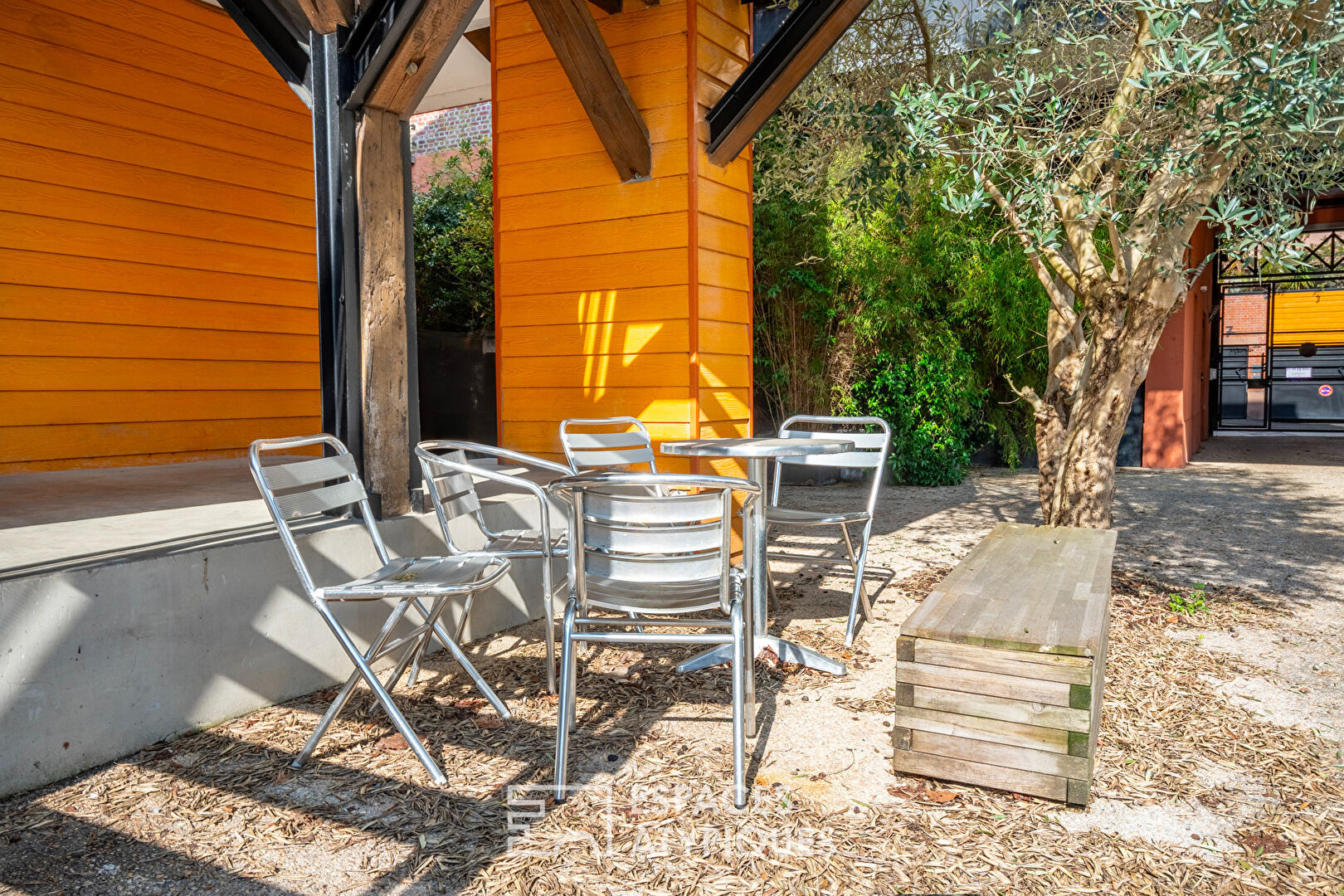 Loft en duplex dans une ancienne cartonnerie