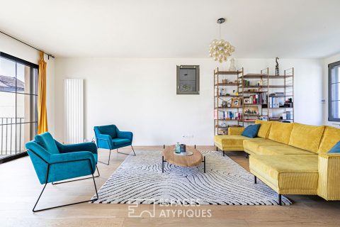 Bio-climatic architect’s house in absolute calm