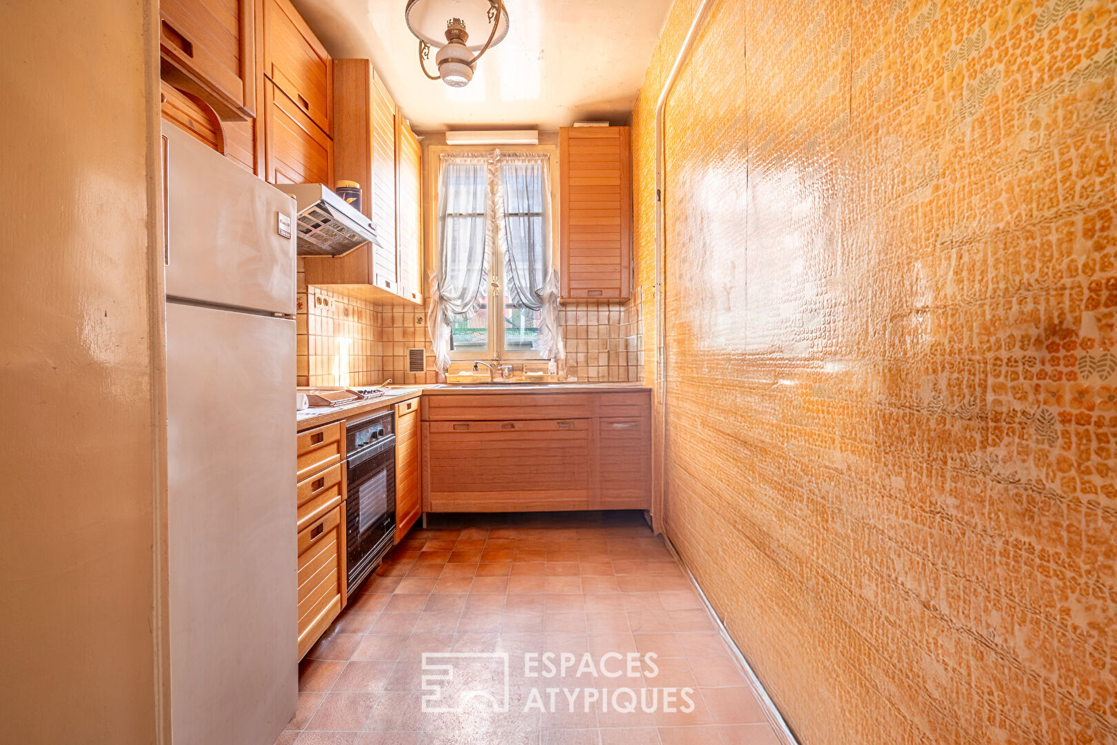Crossing apartment to renovate