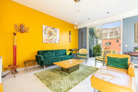Maison d’architecte avec double garage et jardin