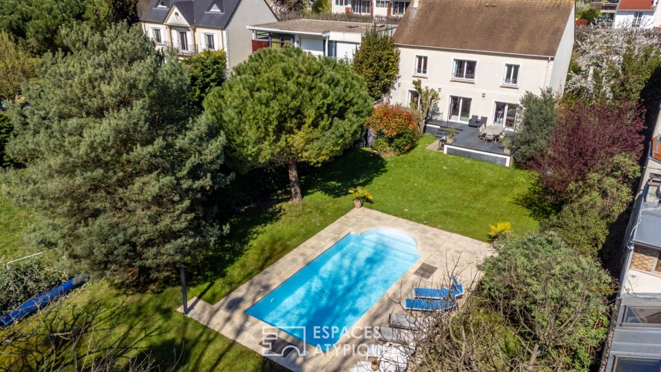 Maison familiale avec piscine à quelques pas des bords de Marne