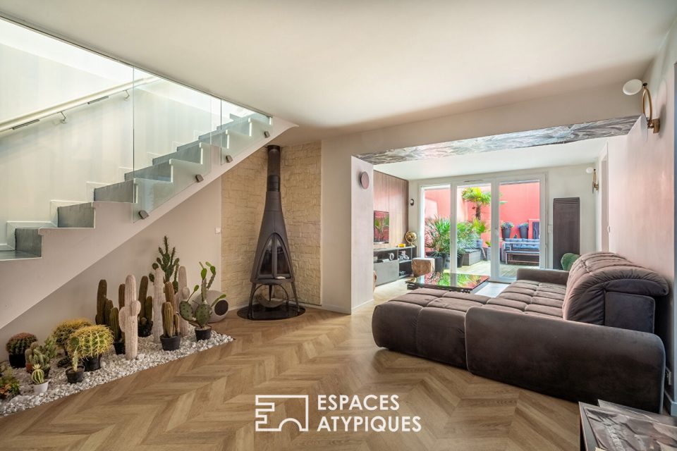Duplex inversé avec terrasse cachée au coeur du Village