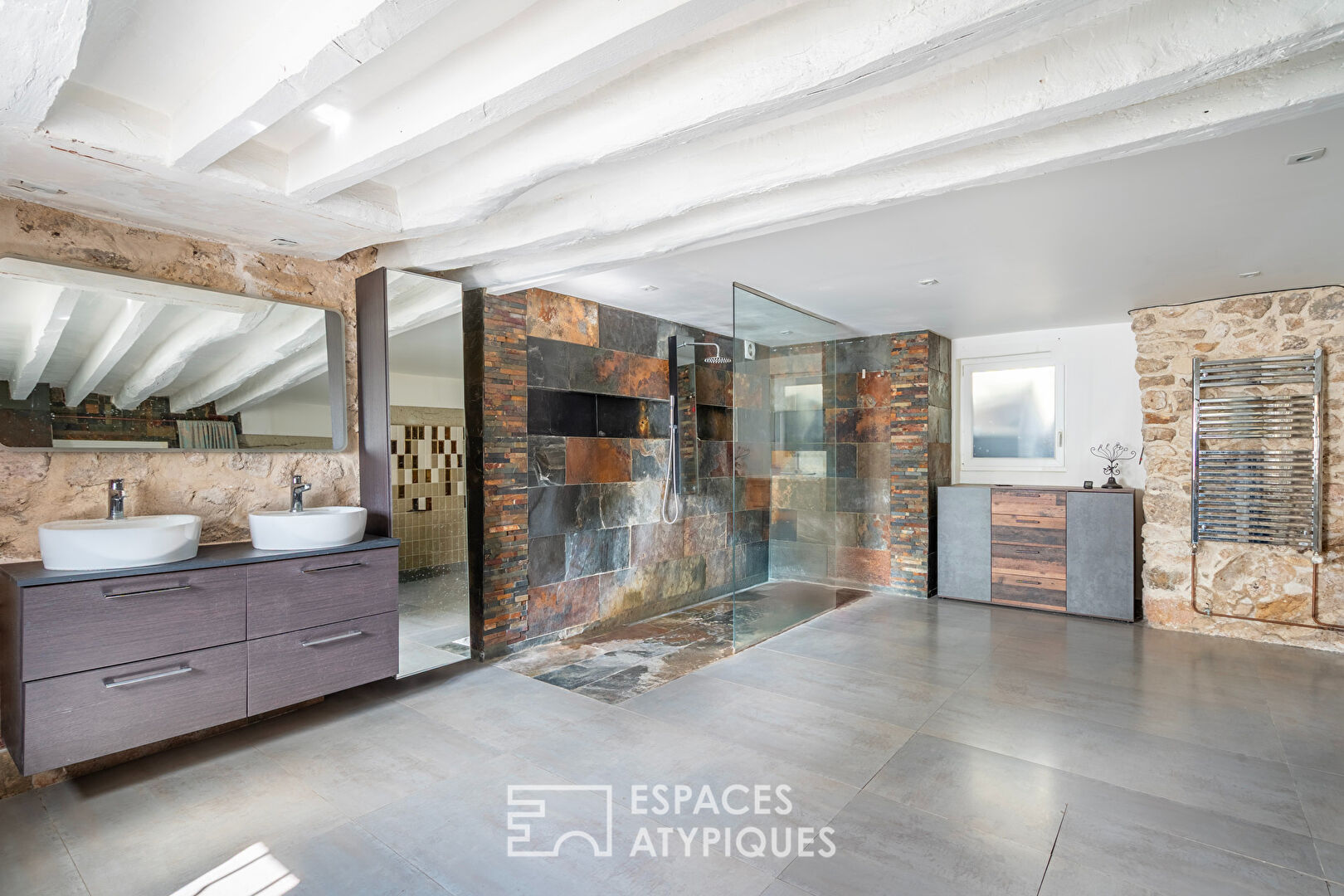 Townhouse with courtyard