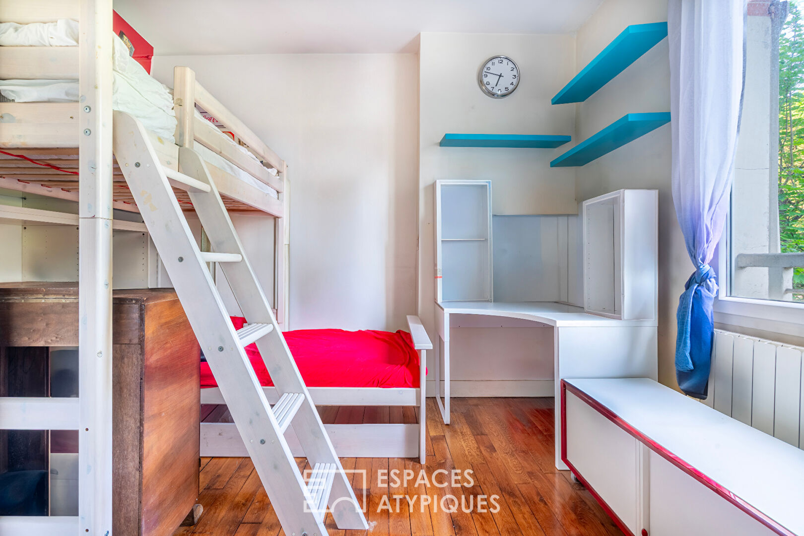 Maison meulière avec jardin arboré proche du parc Joliot-Curie