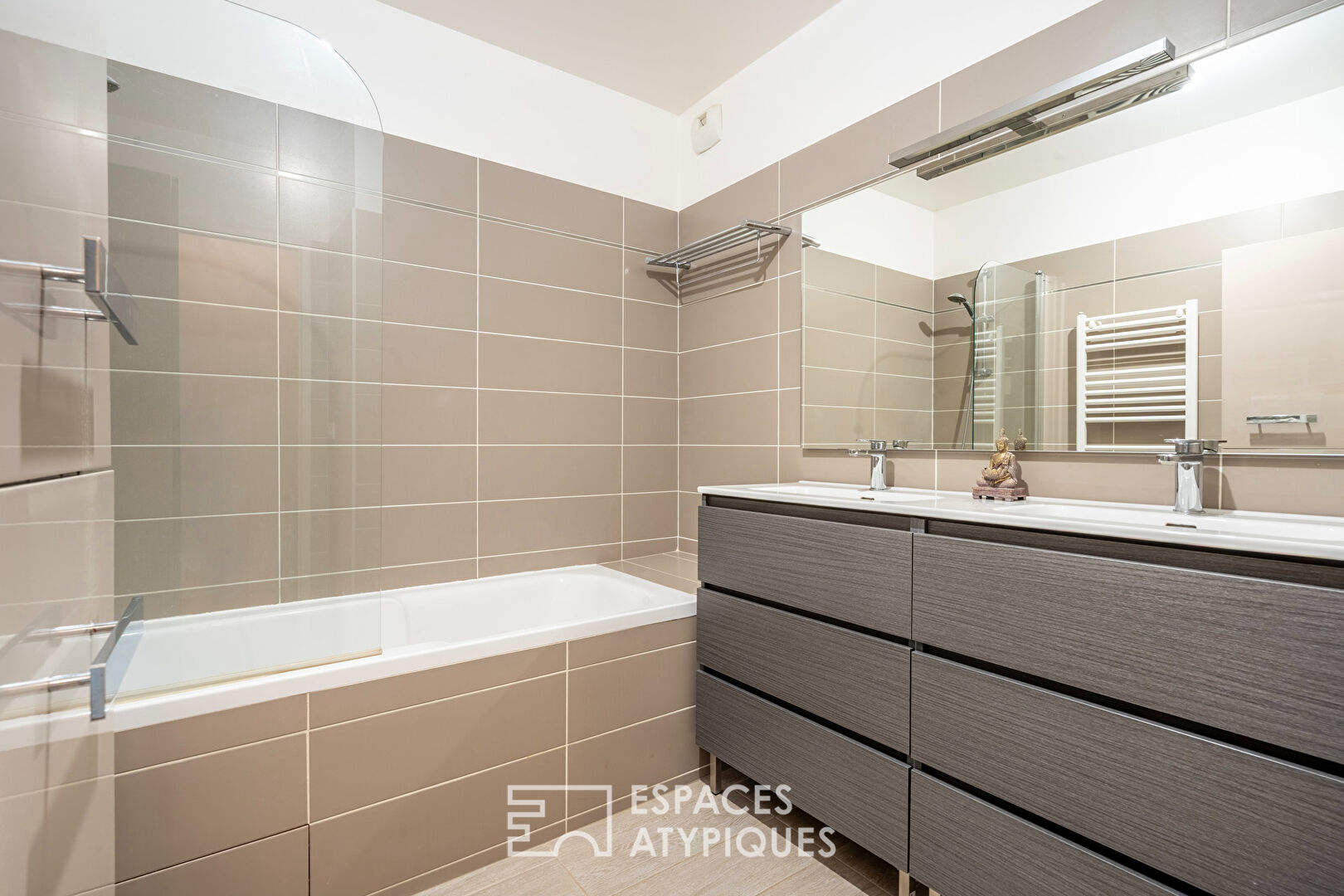 Appartement récent en hyper centre ville