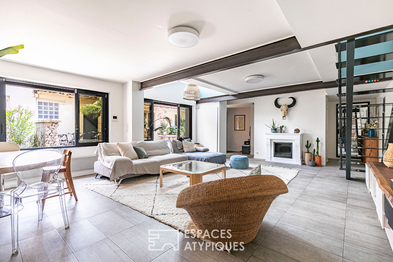 Maison d’architecte en copropriété aux portes de Paris