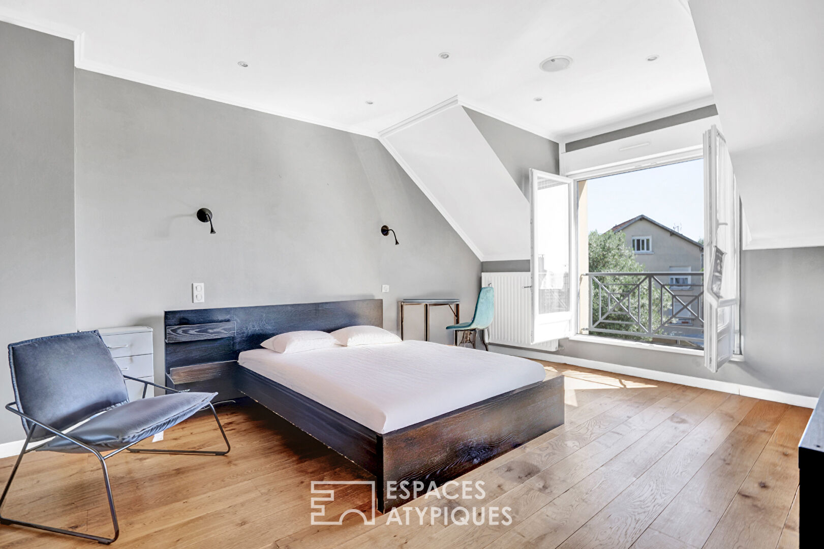Architect-designed family home just outside Paris