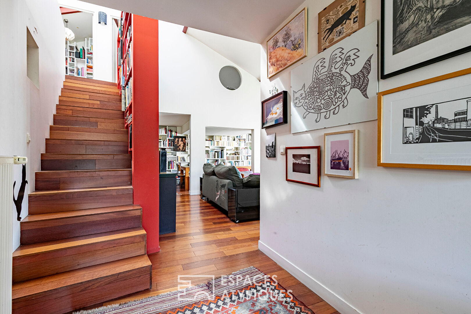 Architect-designed duplex loft and top floor overlooking a lush garden