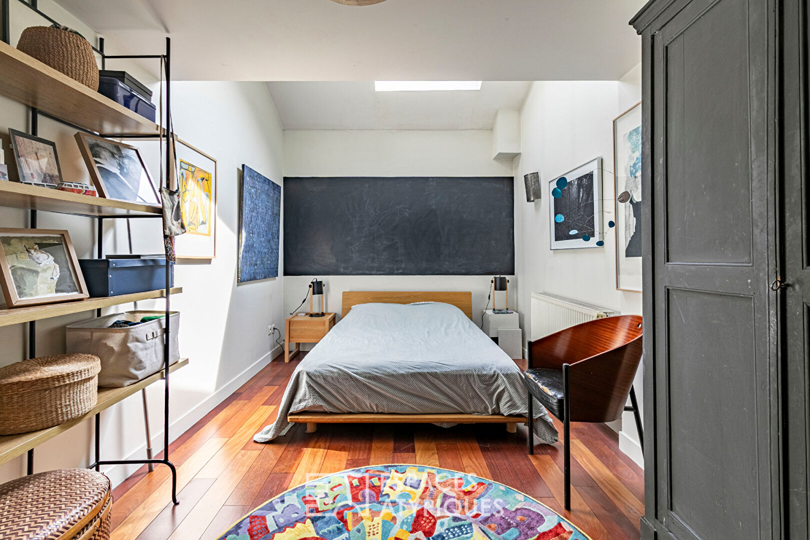 Architect-designed duplex loft and top floor overlooking a lush garden