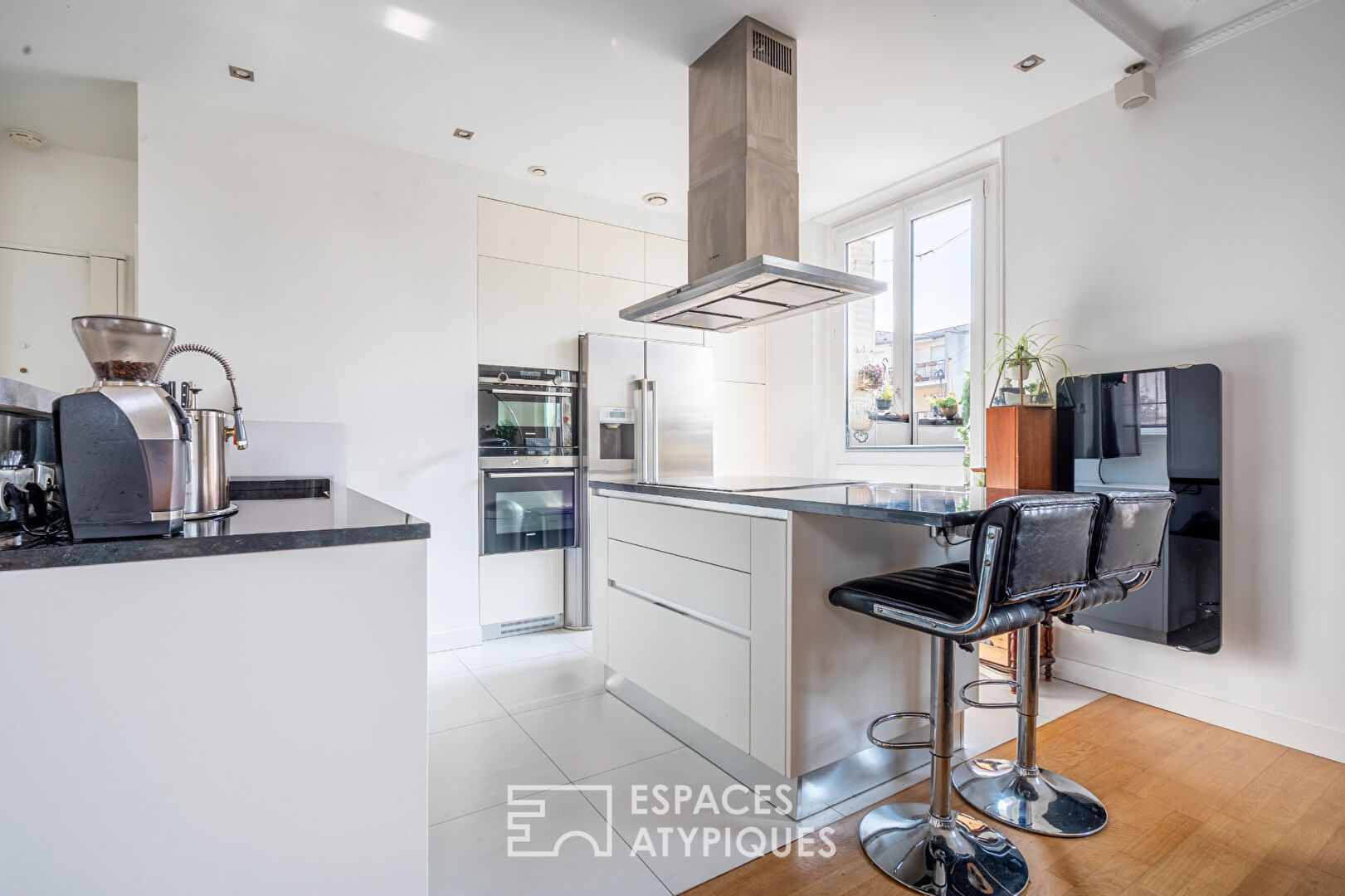 Renovated flat in a middle-class building
