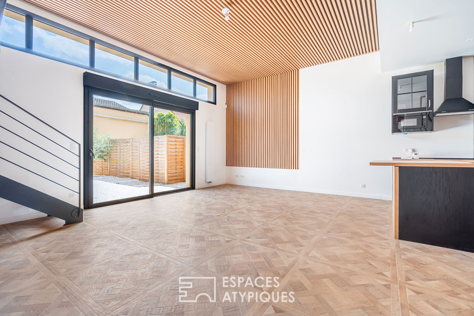 Maison d’architecte verticale avec vues sur Paris