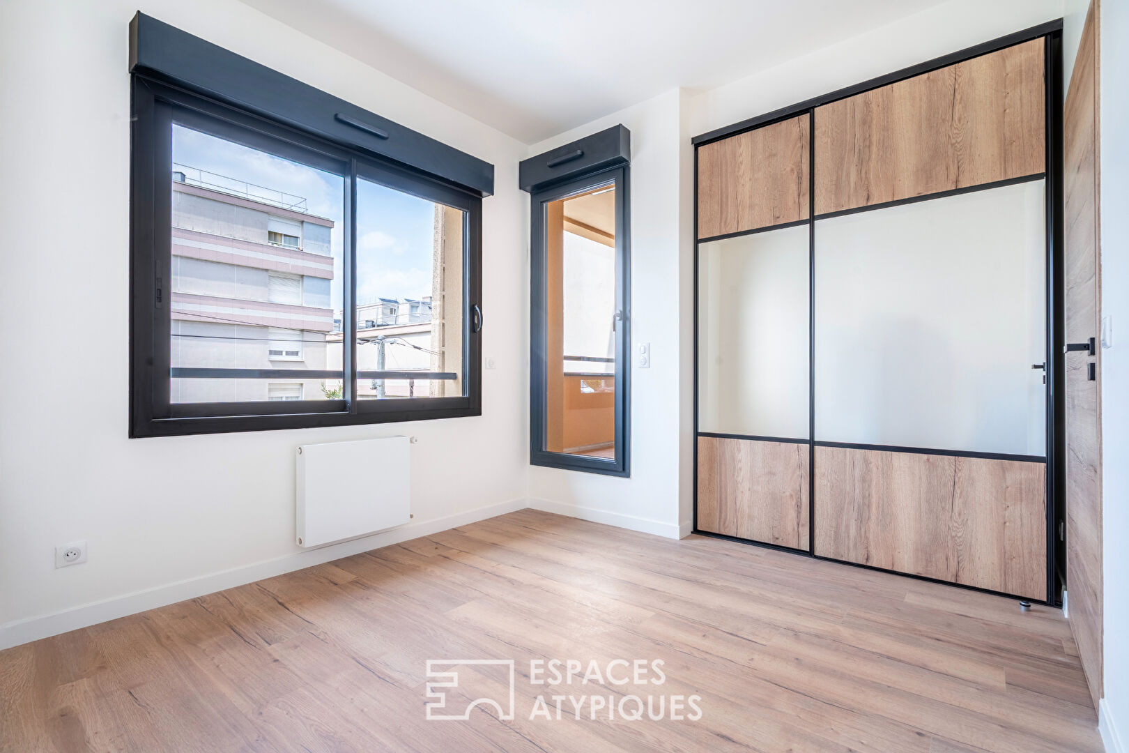 Maison d’architecte verticale avec vues sur Paris